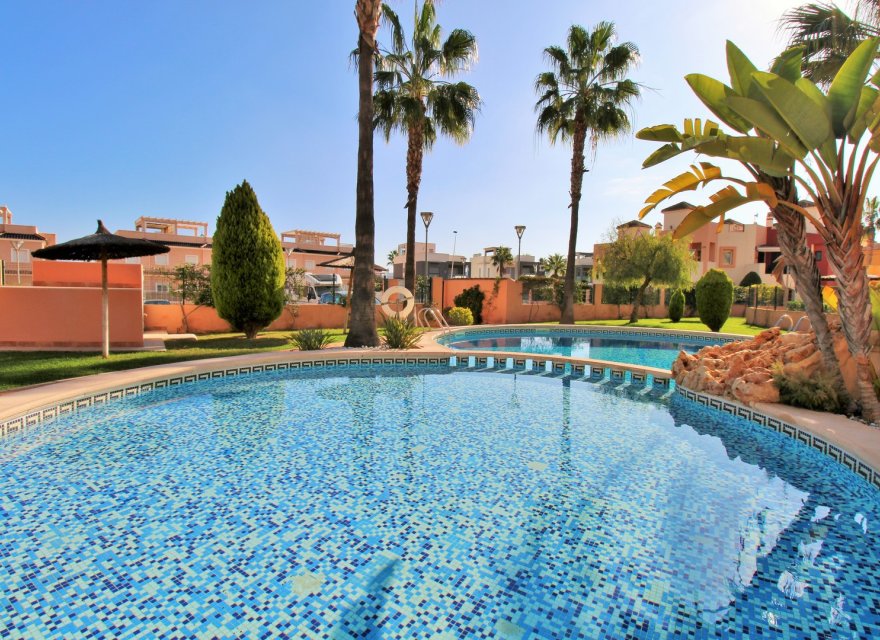 Resale - Apartment - Orihuela Costa - Punta Prima