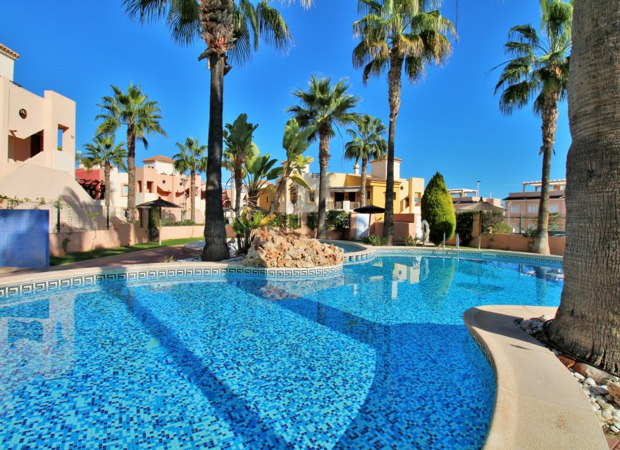 Resale - Apartment - Orihuela Costa - Punta Prima