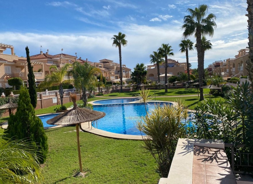 Resale - Apartment - Orihuela Costa - Punta Prima