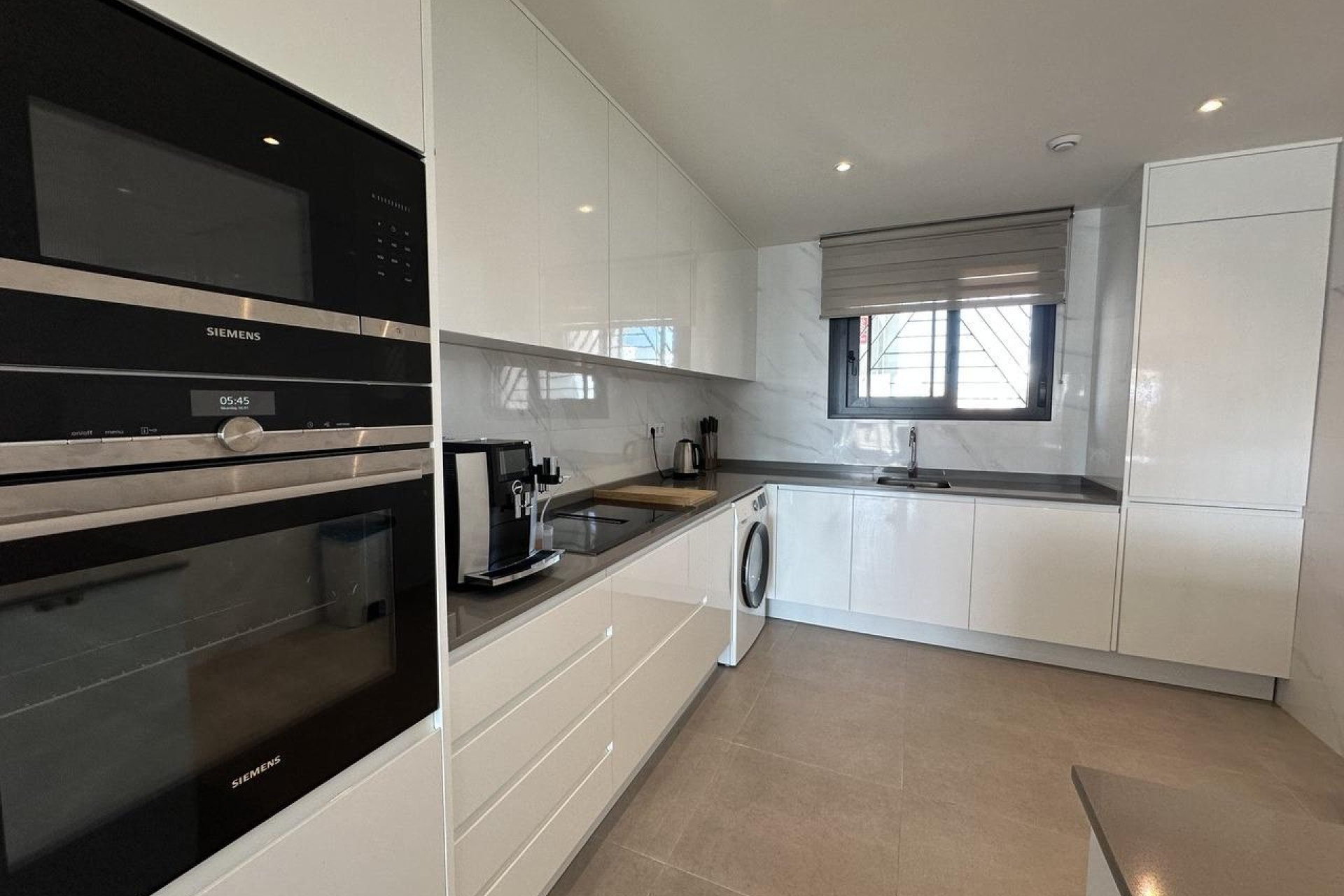 Resale - Apartment - Orihuela Costa - Villamartín-las Filipinas