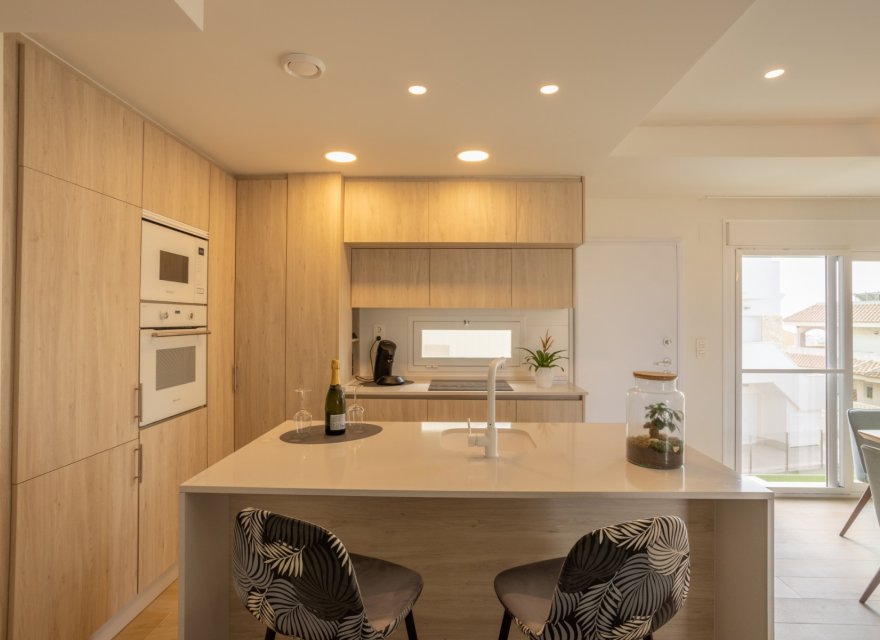 Resale - Apartment - Orihuela Costa - Villamartín