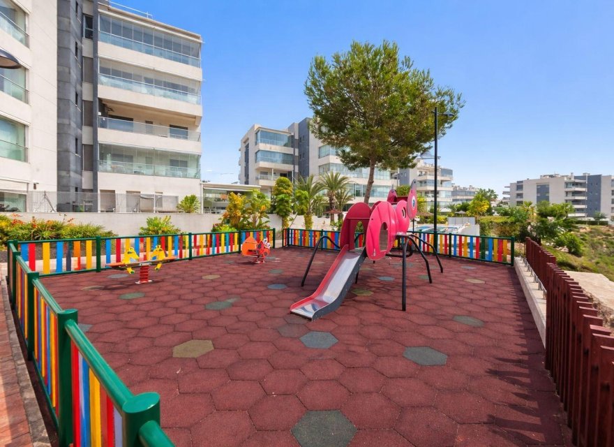 Resale - Apartment - Orihuela Costa - Villamartín