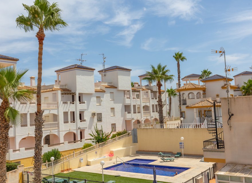 Resale - Apartment - Orihuela Costa - Villamartin