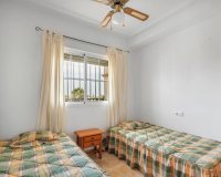 Resale - Apartment - Orihuela Costa - Villamartin