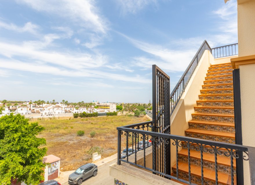 Resale - Apartment - Orihuela Costa - Villamartin