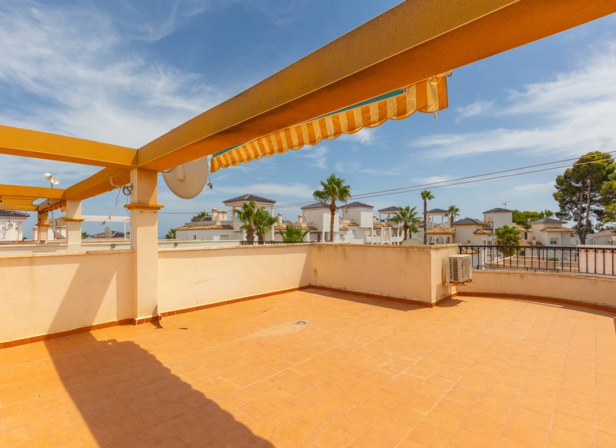 Resale - Apartment - Orihuela Costa - Villamartin