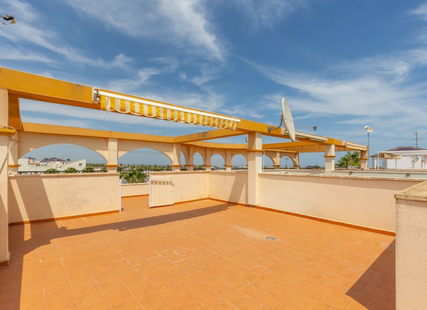 Resale - Apartment - Orihuela Costa - Villamartin