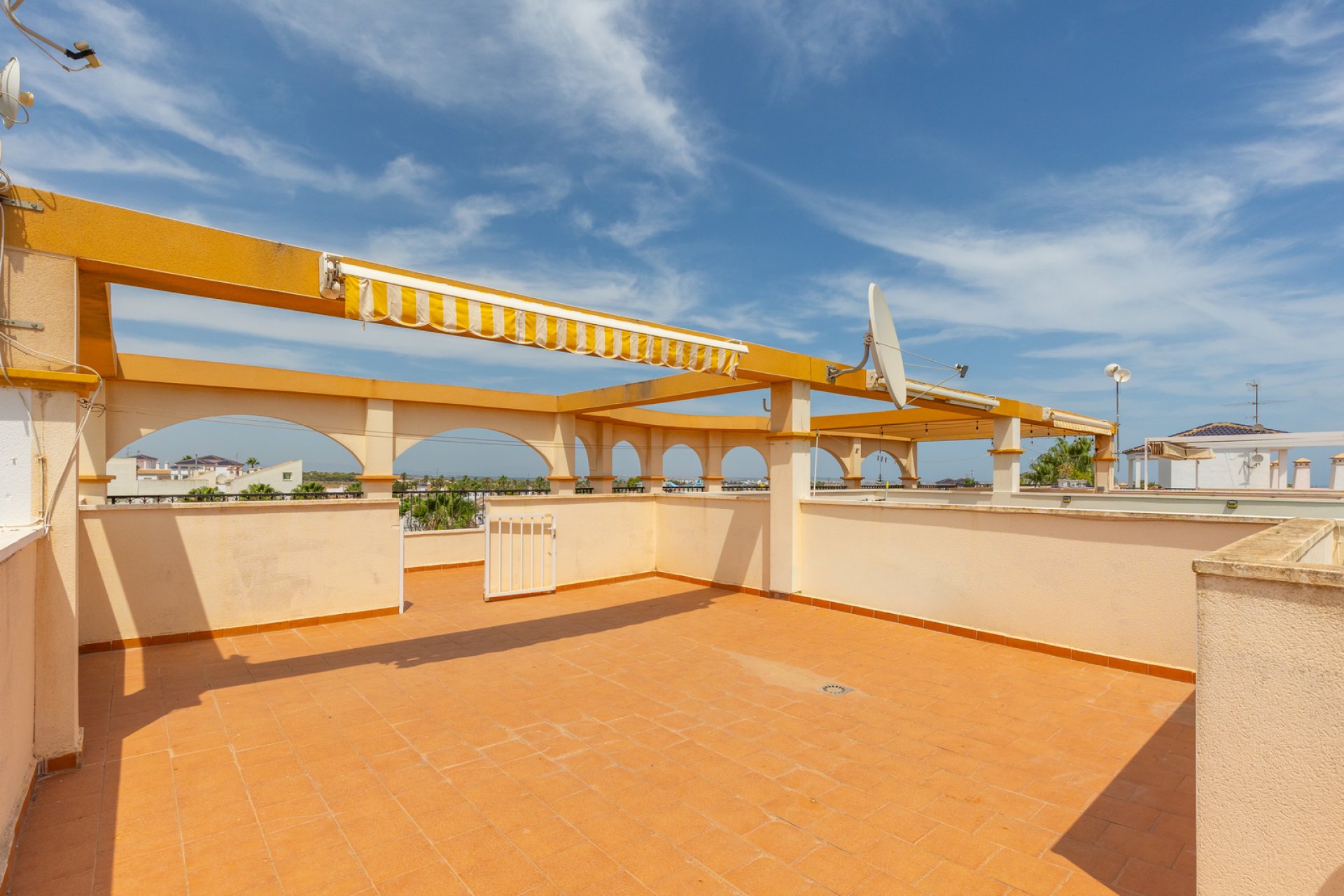 Resale - Apartment - Orihuela Costa - Villamartin