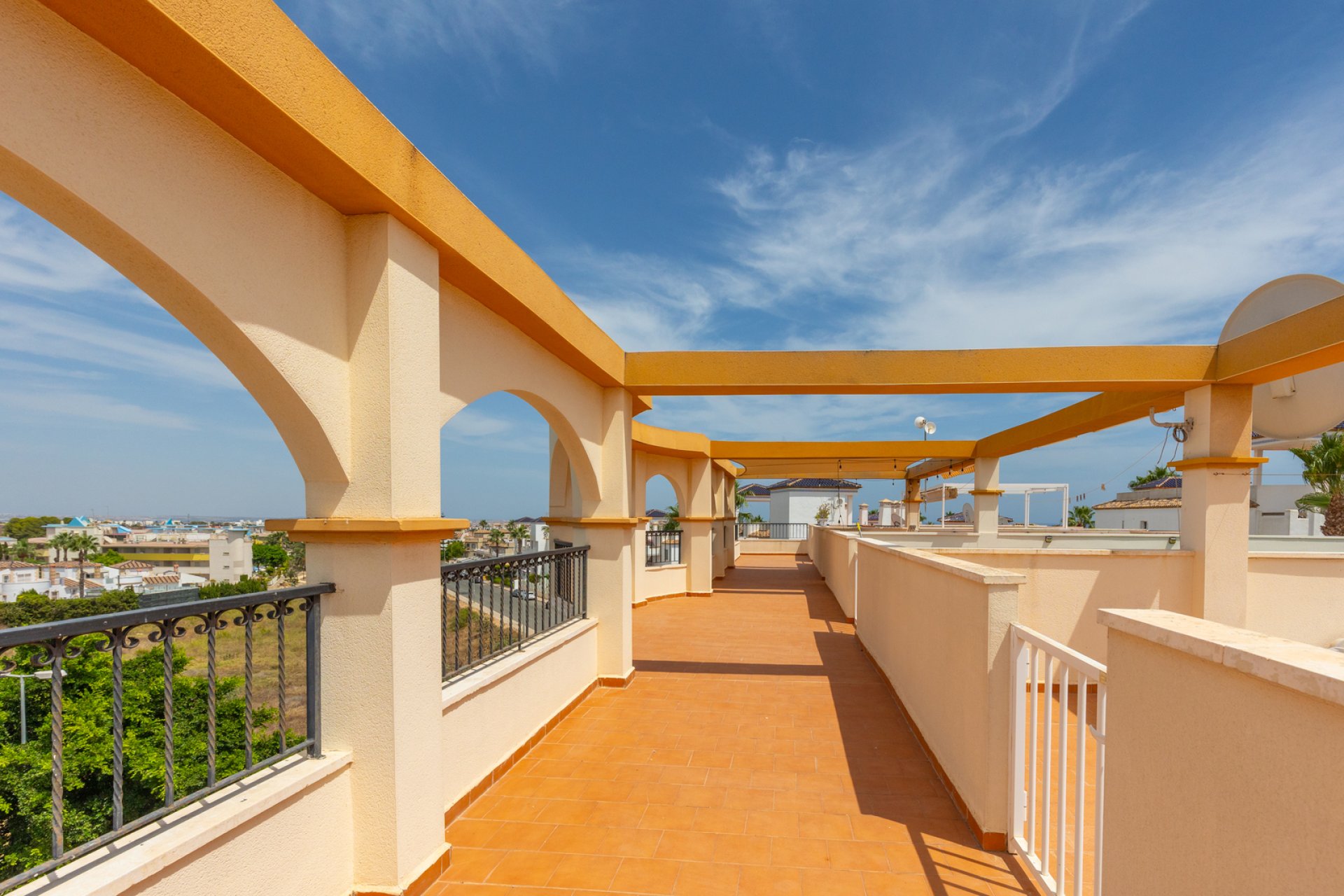 Resale - Apartment - Orihuela Costa - Villamartin