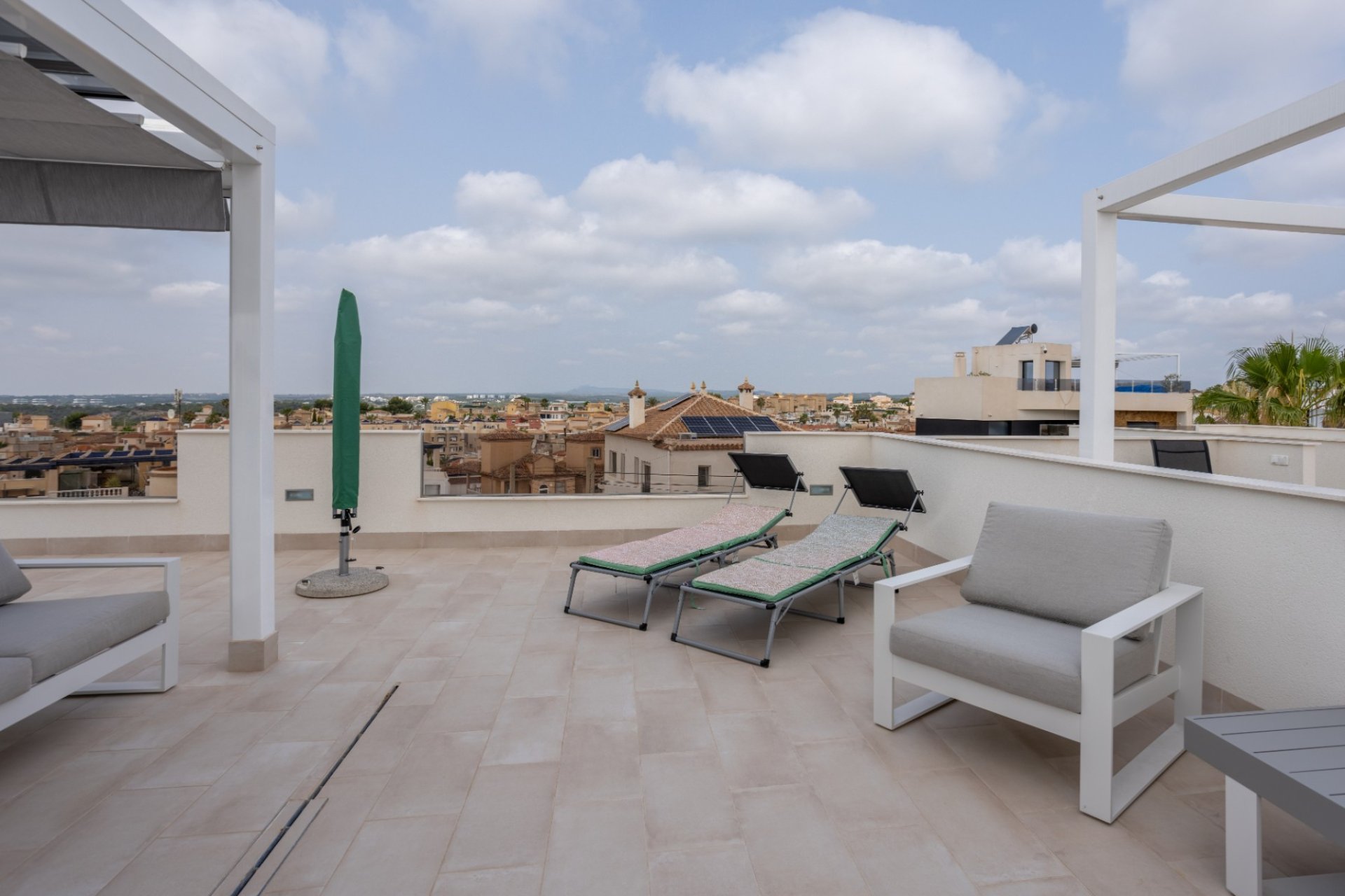 Resale - Apartment - Orihuela Costa - Villamartín