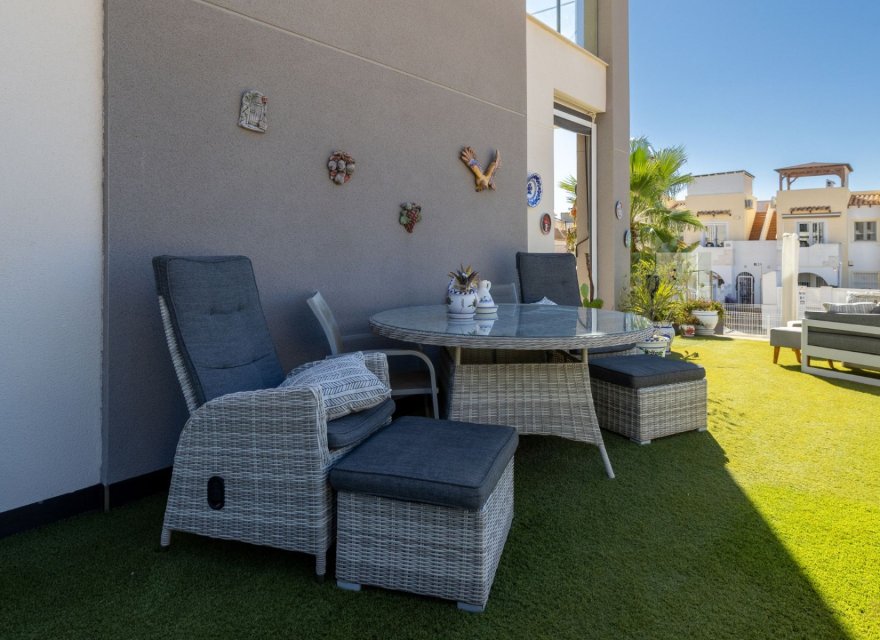 Resale - Apartment - Orihuela Costa - Villamartín