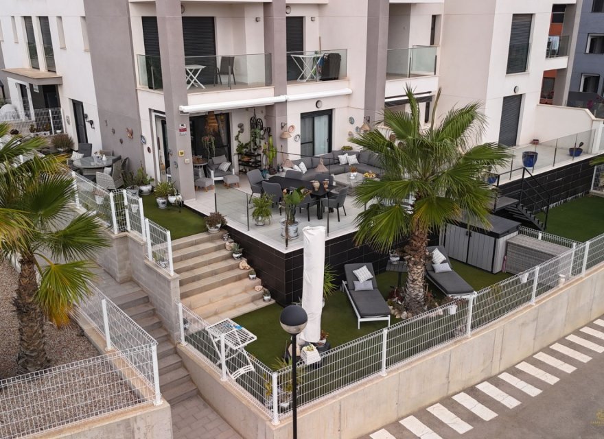 Resale - Apartment - Orihuela Costa - Villamartín