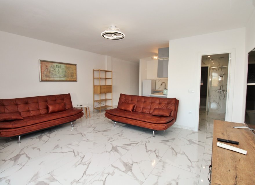 Resale - Apartment - Orihuela Costa - Villamartin