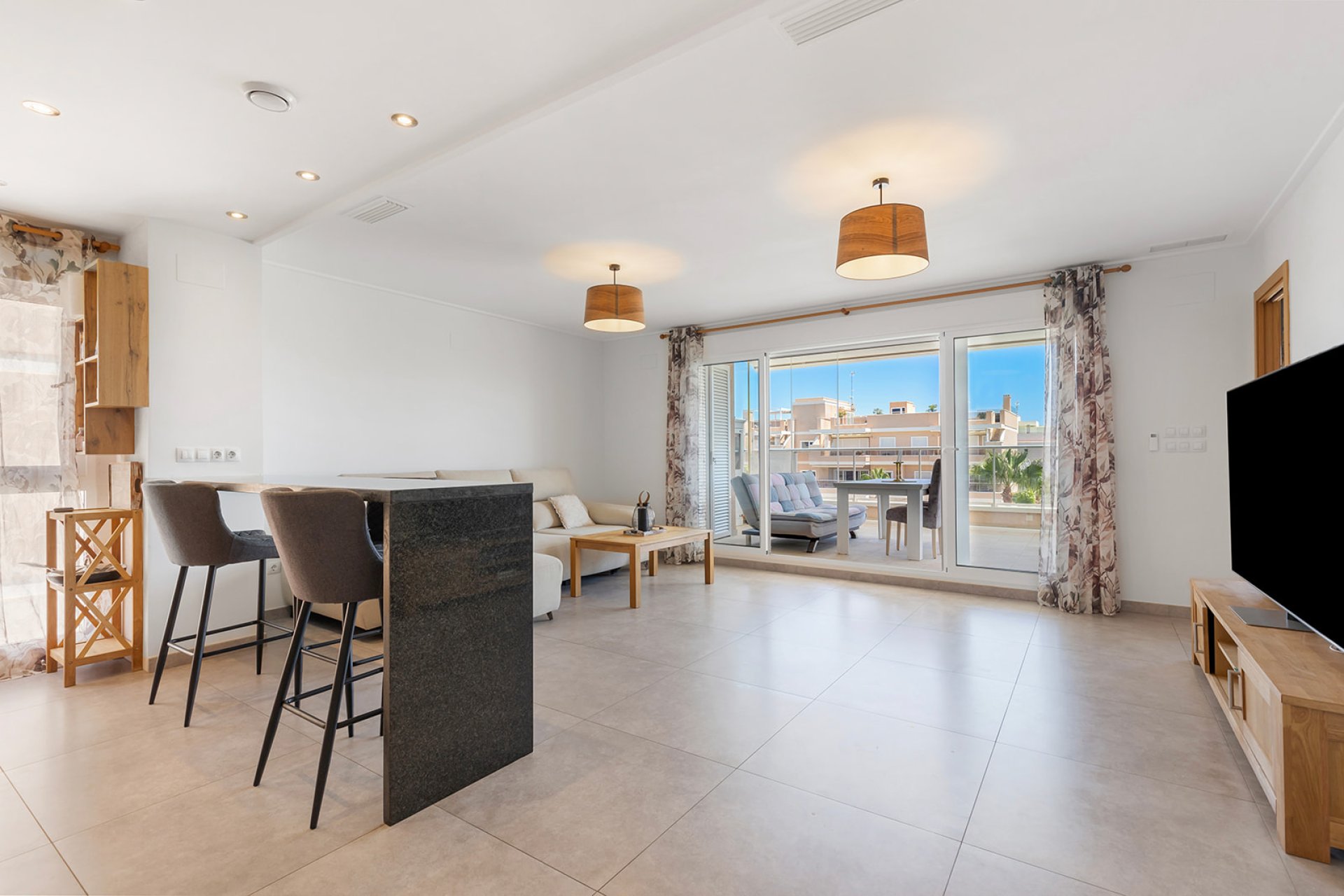 Resale - Apartment - Orihuela Costa - Villamartin