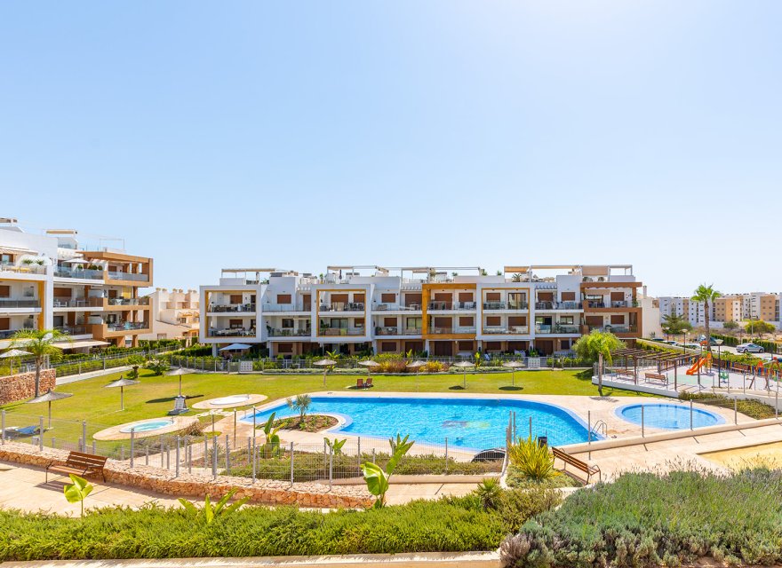 Resale - Apartment - Orihuela Costa - Villamartín