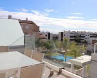 Resale - Apartment - Orihuela Costa - Villamartin
