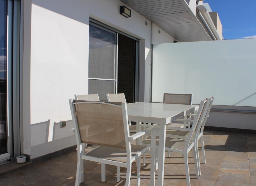 Resale - Apartment - Orihuela Costa - Villamartin