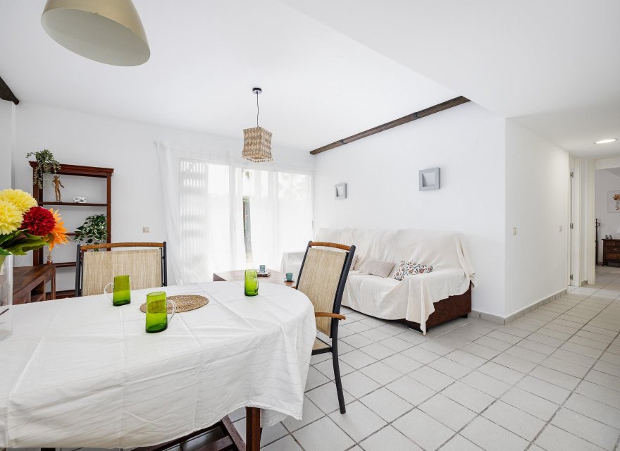 Resale - Apartment - Orihuela Costa