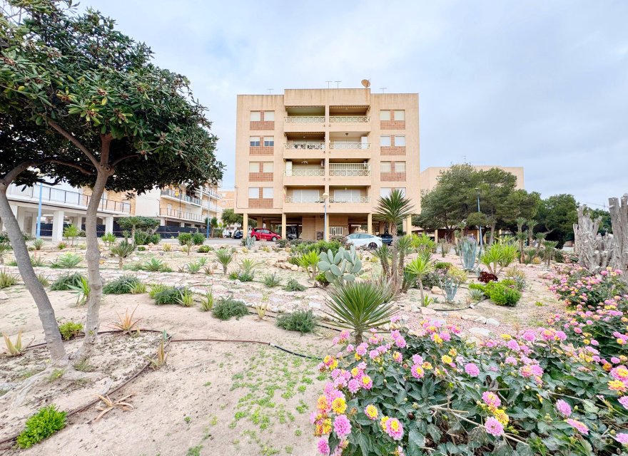 Resale - Apartment - Orihuela Costa