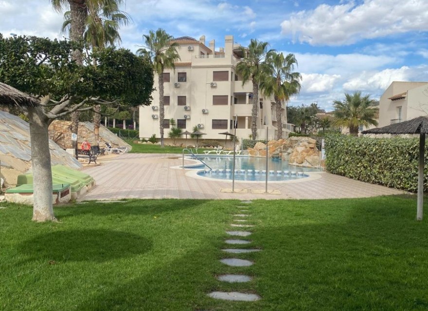 Resale - Apartment - Orihuela Costa