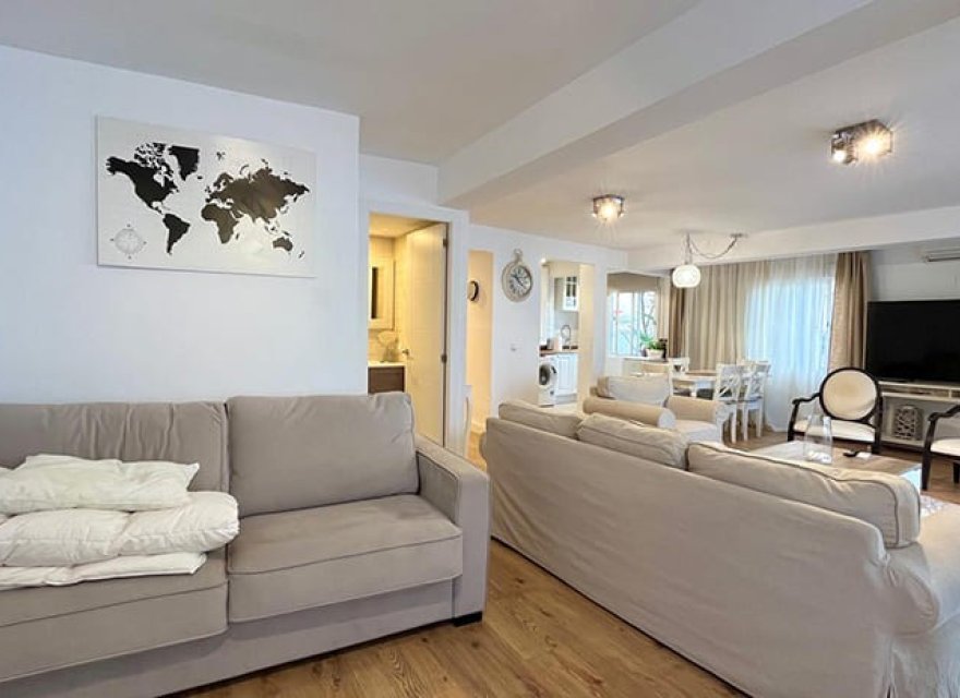 Resale - Apartment - Palma de Mallorca - Arenal