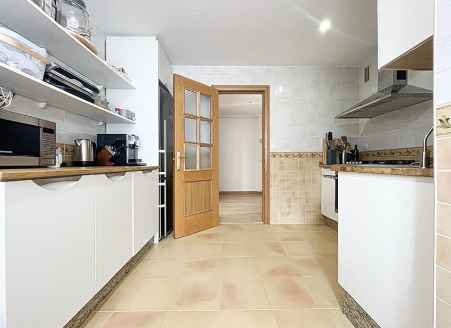 Resale - Apartment - Palma de Mallorca - Son Gual