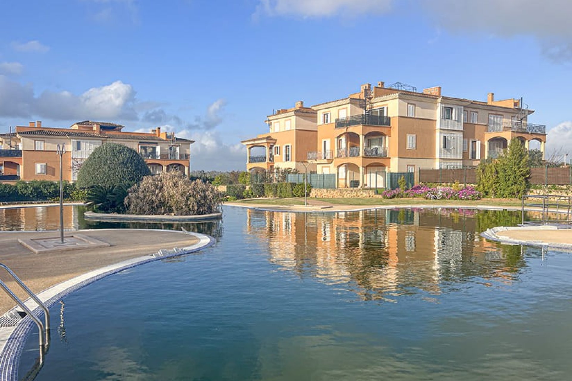 Resale - Apartment - Palma de Mallorca - Son Gual