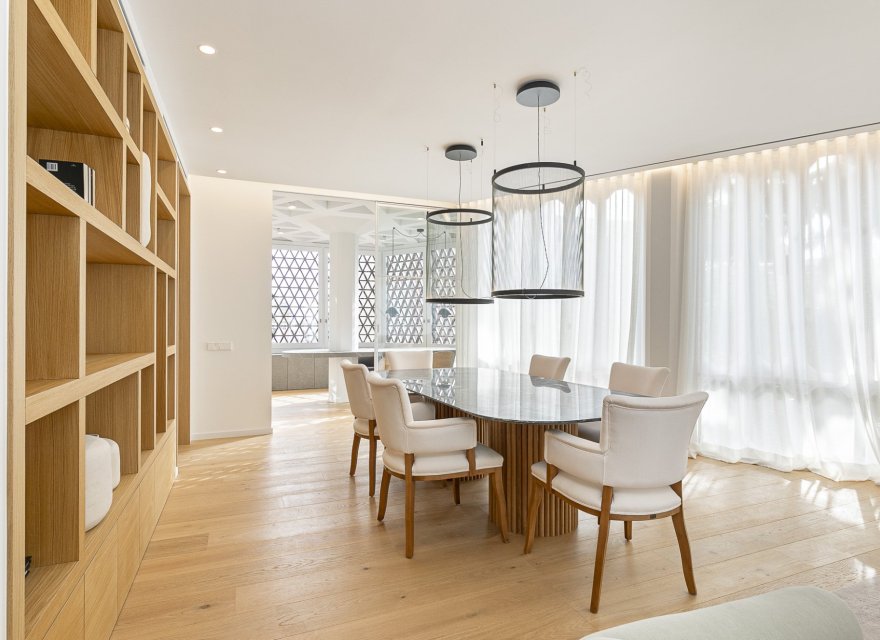 Resale - Apartment - Pedralbes