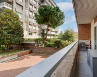 Resale - Apartment - Pedralbes