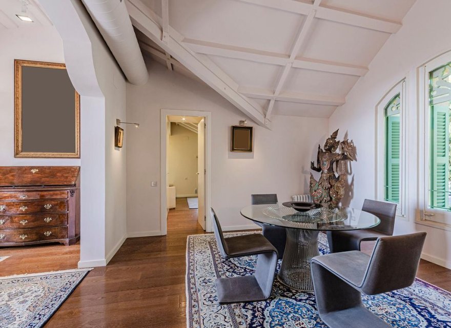 Resale - Apartment - Pedralbes