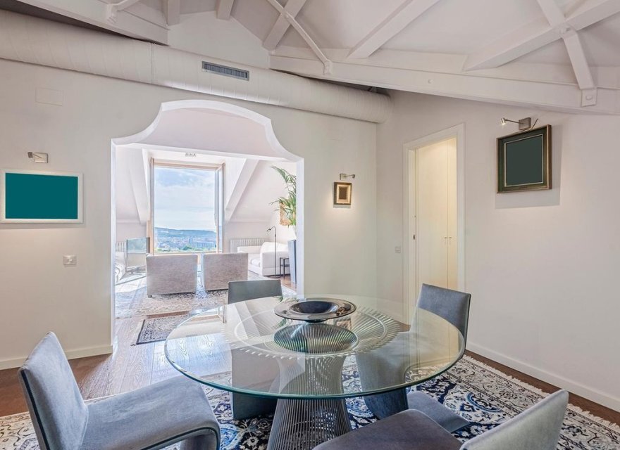 Resale - Apartment - Pedralbes