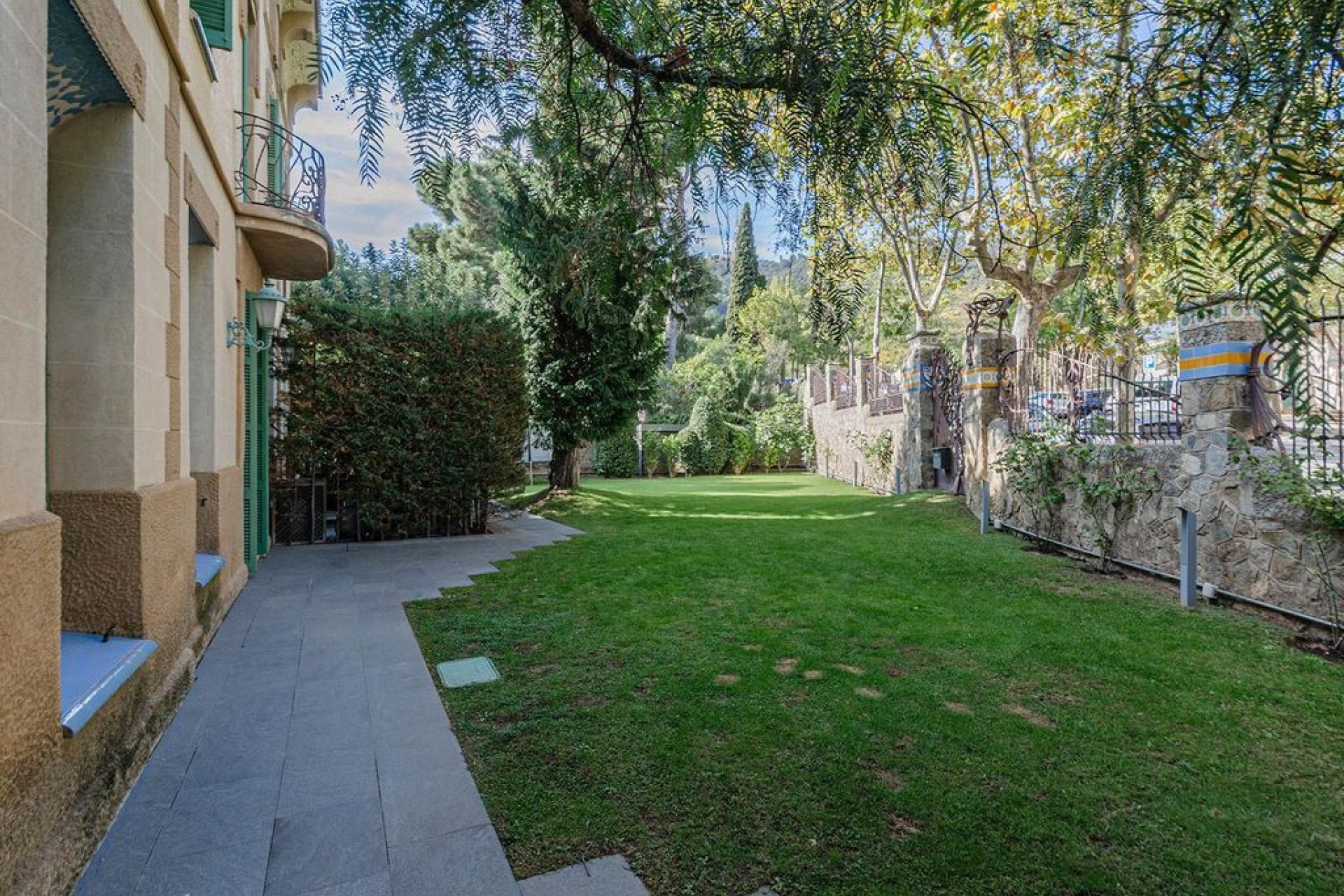 Resale - Apartment - Pedralbes