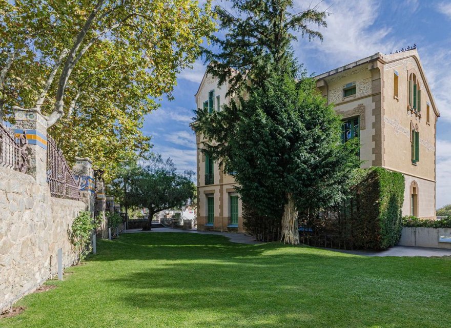 Resale - Apartment - Pedralbes