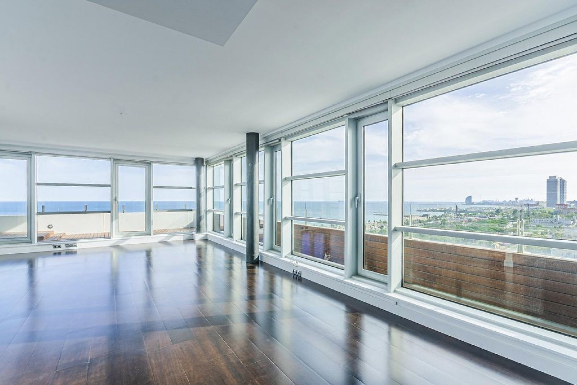 Resale - Apartment - Poble Nou