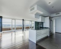 Resale - Apartment - Poble Nou