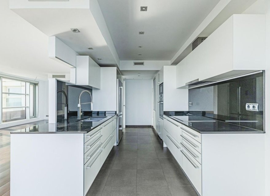 Resale - Apartment - Poble Nou