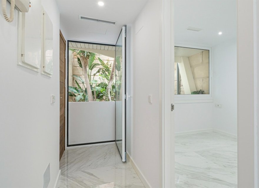 Resale - Apartment - Portals Nous