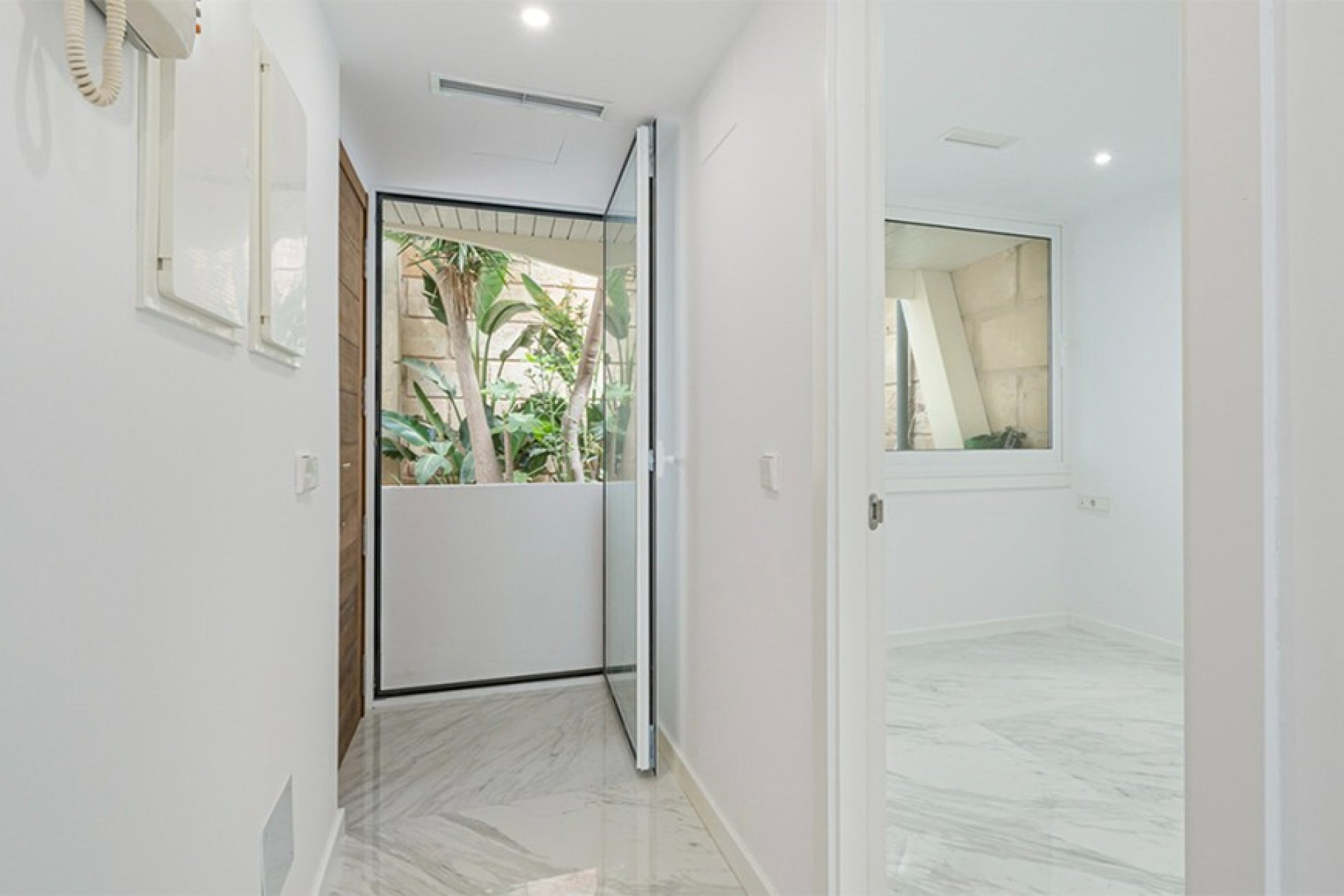 Resale - Apartment - Portals Nous