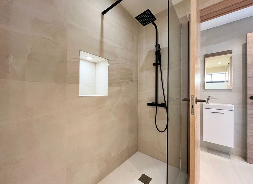 Resale - Apartment - Portals Nous