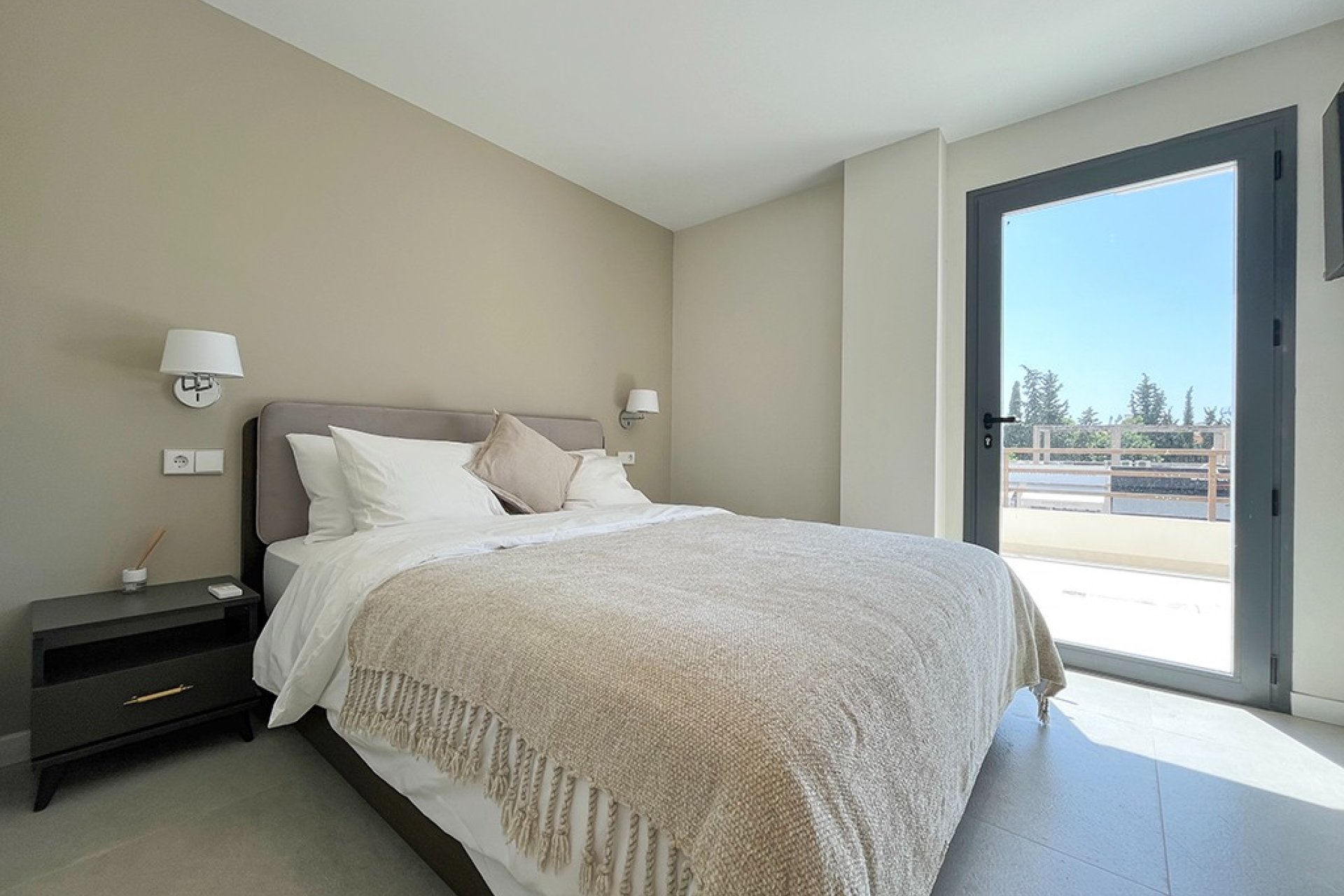 Resale - Apartment - Portals Nous