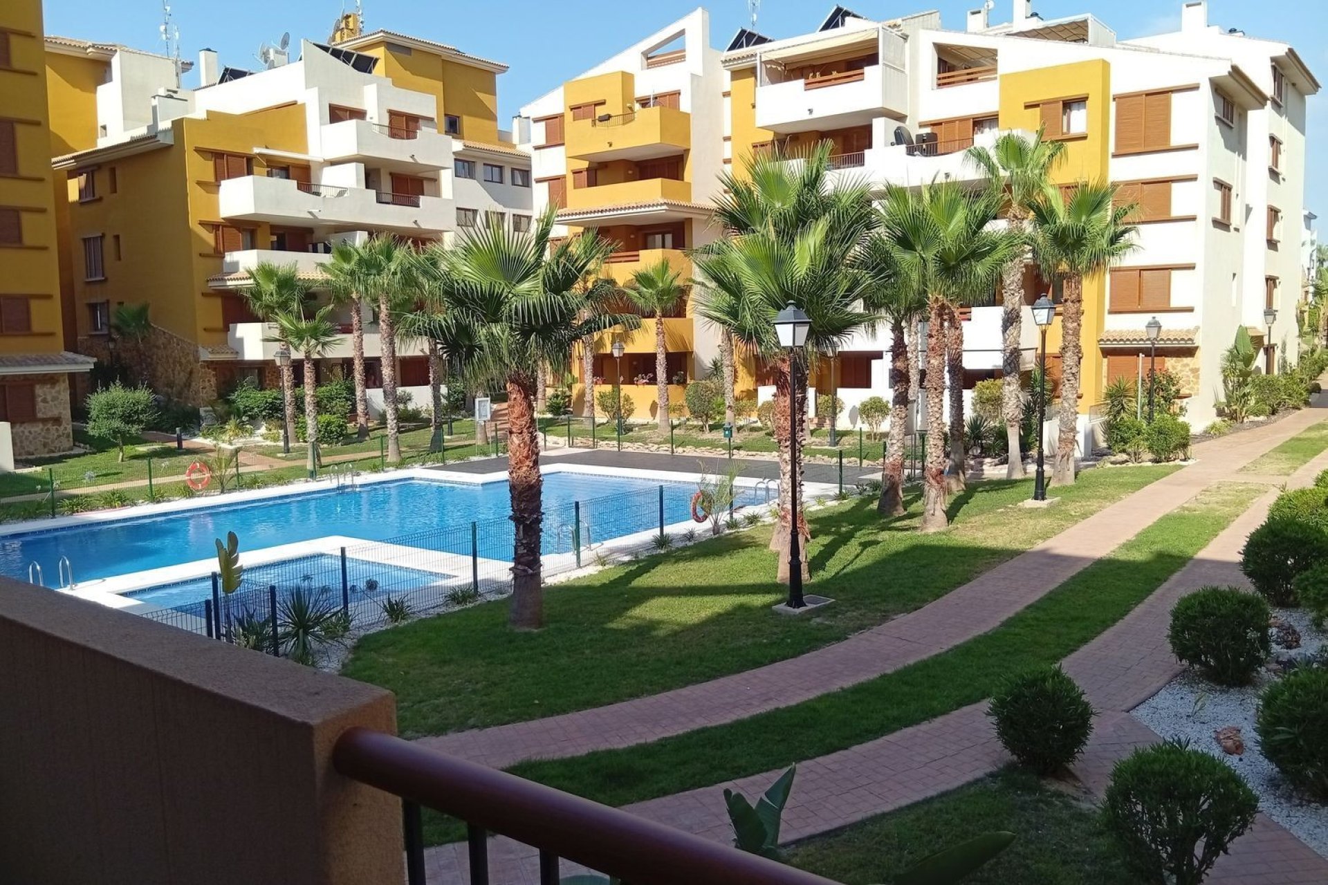Resale - Apartment - Punta Prima