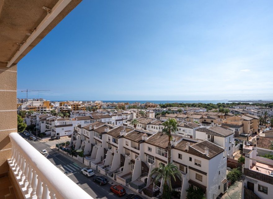 Resale - Apartment - Punta Prima