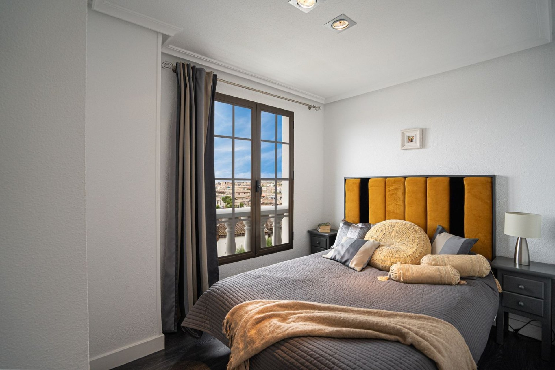 Resale - Apartment - Punta Prima