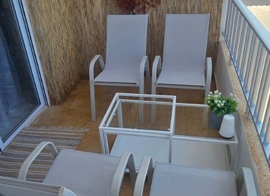 Resale - Apartment - Punta Prima
