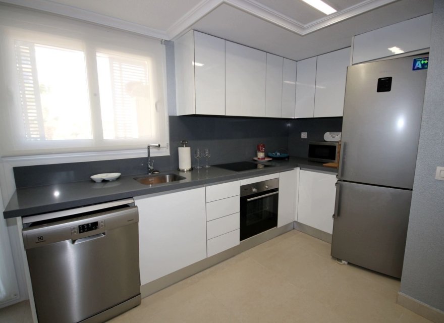 Resale - Apartment - Punta Prima