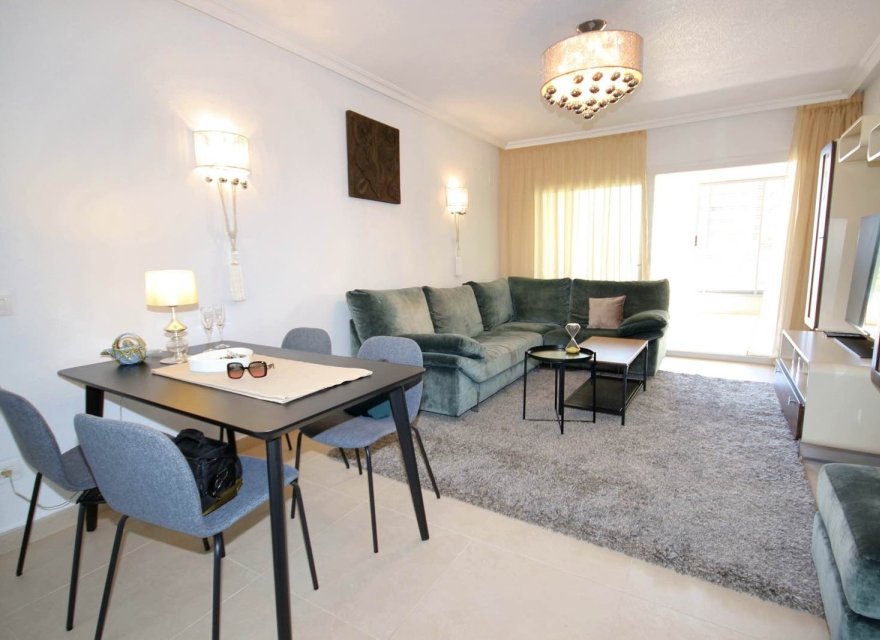 Resale - Apartment - Punta Prima