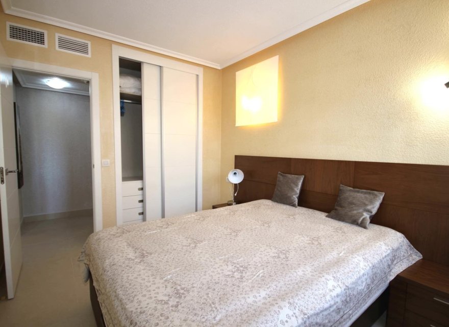 Resale - Apartment - Punta Prima