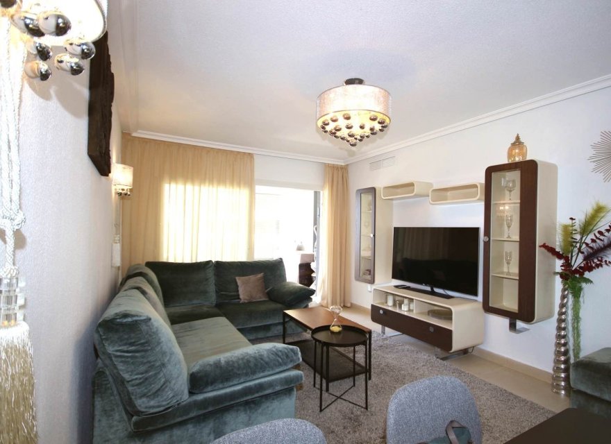 Resale - Apartment - Punta Prima