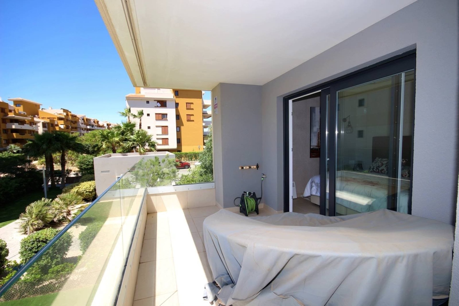 Resale - Apartment - Punta Prima