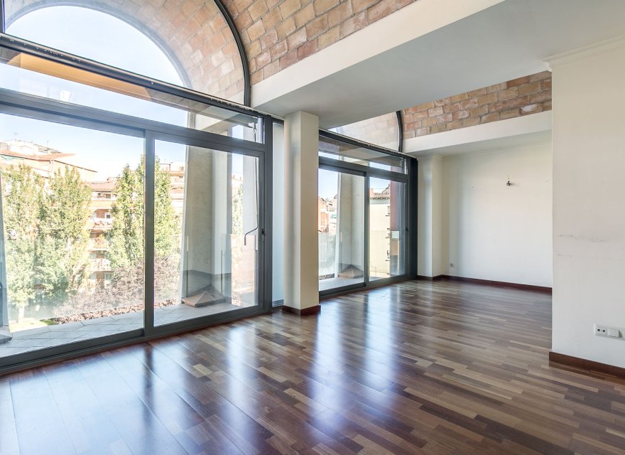 Resale - Apartment - Sant Cugat